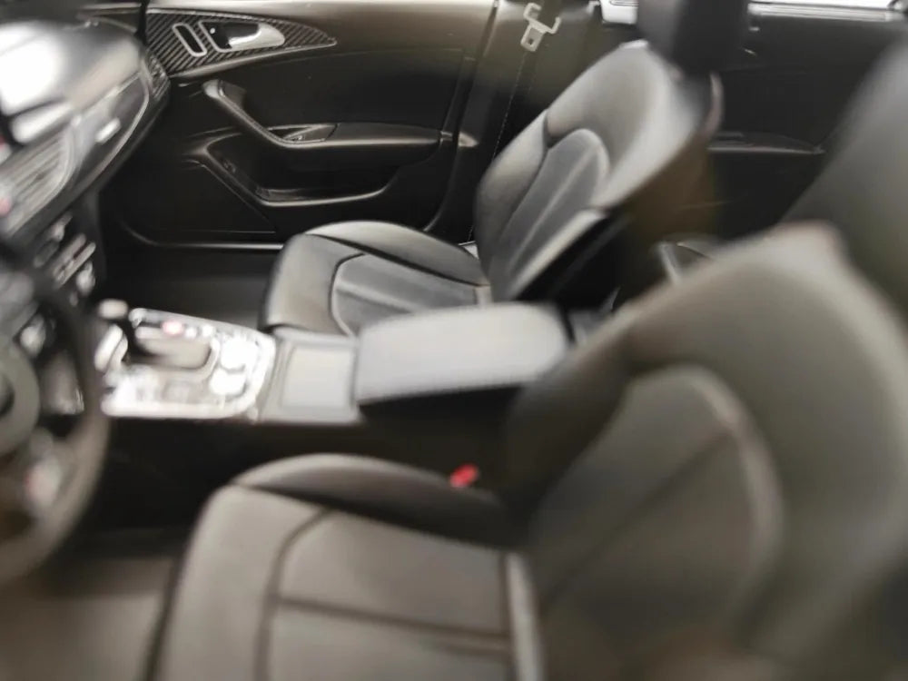 [IVY] 1:18 Audi 2012 S6 Sedan Silver Model Car Resin