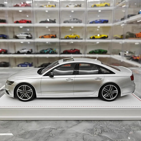 [IVY] 1:18 Audi 2012 S6 Sedan Silver Model Car Resin