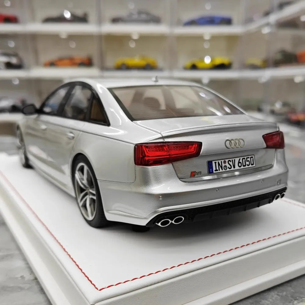 [IVY] 1:18 Audi 2012 S6 Sedan argent voiture miniature Resin