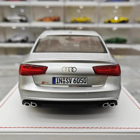 [IVY] 1:18 Audi 2012 S6 Sedan Silver Model Car Resin