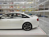 [IVY] 1:18 Audi 2012 S6 Sedan White Model Car Resin