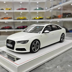 [IVY] 1:18 Audi 2012 S6 Sedan White Model Car Resin