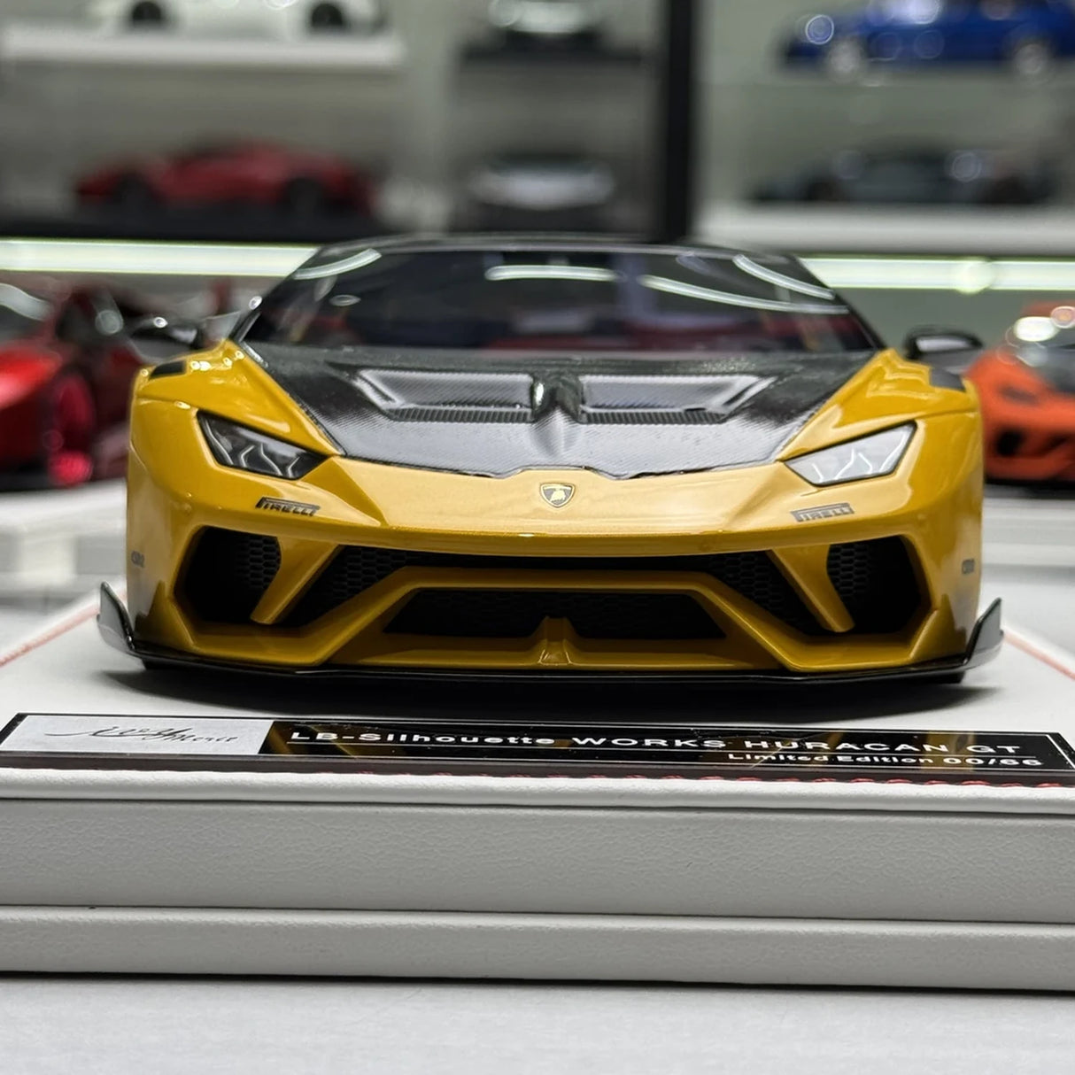 IVY Lamborghini 2014 Huracan LP610-4 LB-Works Yellow 1:18 – Collectible Resin Model Resin
