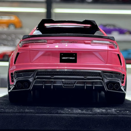 IVY Lamborghini 2018 Urus LB-Works Pink 1:18 – Sammelobjekt-Resin-Modellharz