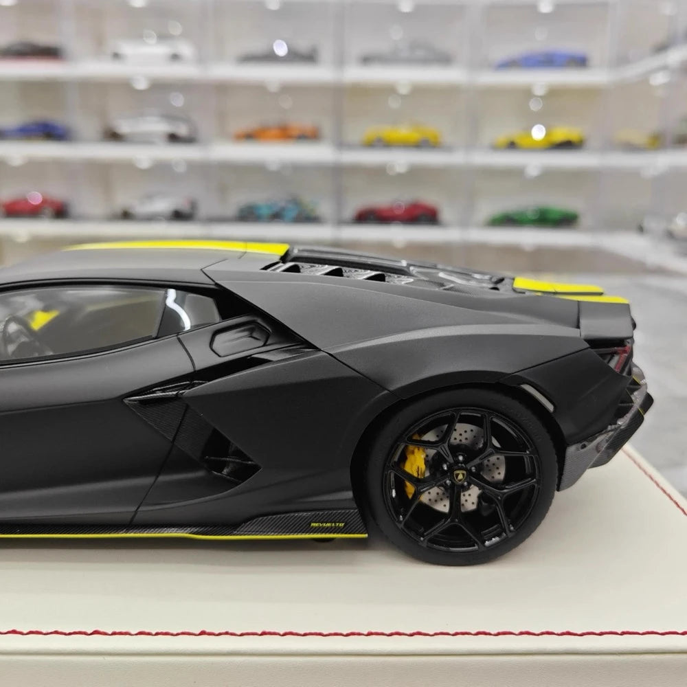 [IVY] 1:18 Lamborghini 2023 Revuelto noir voiture miniature Resin