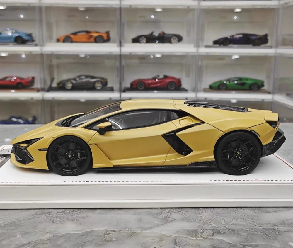 [IVY] 1:18 Lamborghini 2023 Revuelto Gold Model Car Resin