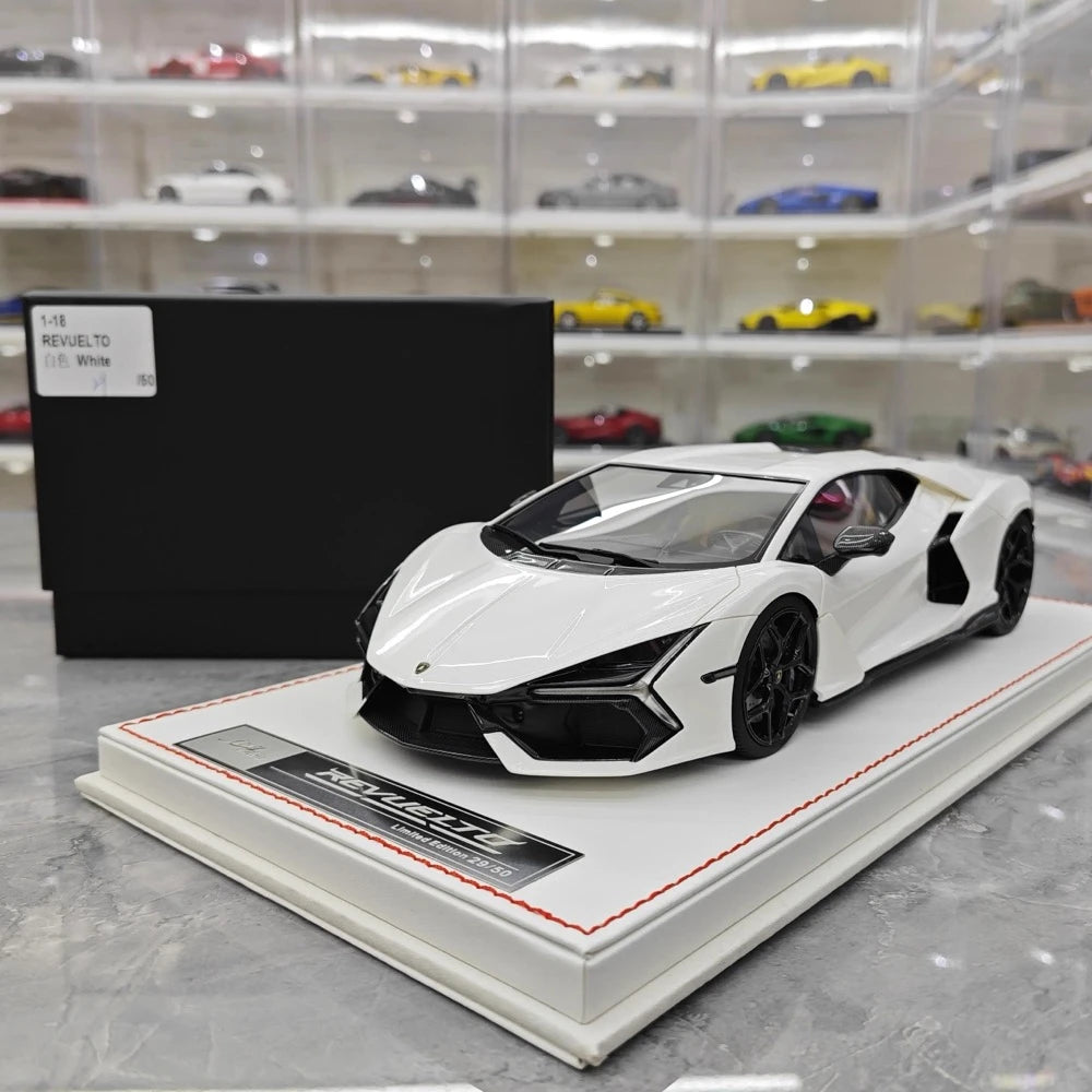 [IVY] 1:18 Lamborghini 2023 Revuelto White Model Car Resin