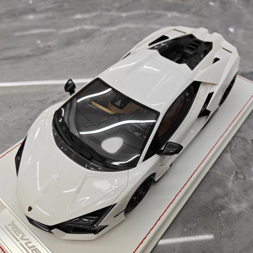 [IVY] 1:18 Lamborghini 2023 Revuelto White Model Car Resin