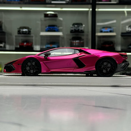 IVY Lamborghini 2023 Revuelto Pink 1:18 – Sammelobjekt-Resin-Modellharz