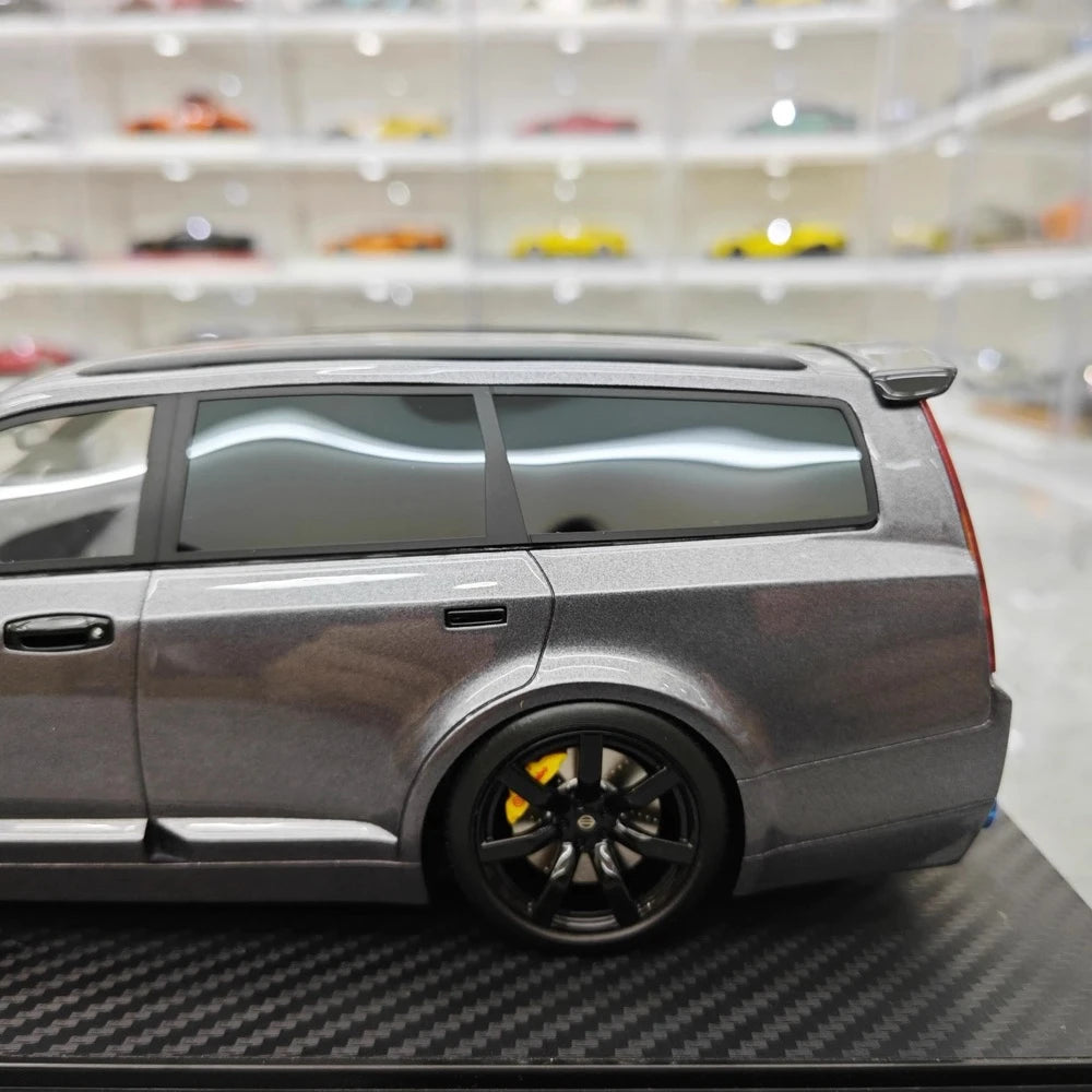 [IVY] 1:18 Nissan 2022 Stagea R35 Wagon Gray Model Car Resin