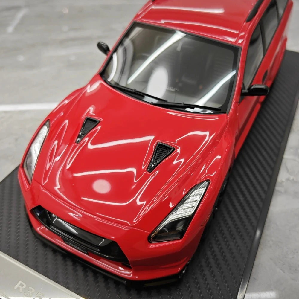 [IVY] 1:18 Nissan 2022 Stagea R35 Wagon Red Model Car Resin