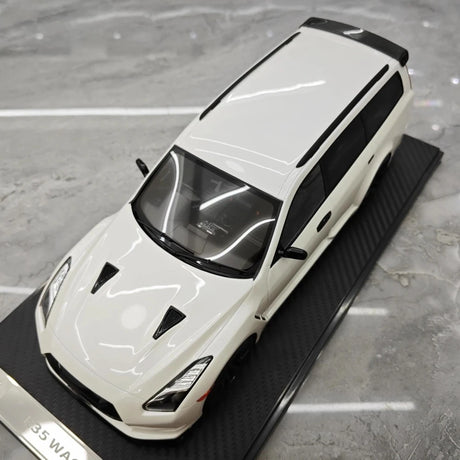[IVY] 1:18 Nissan 2022 Stagea R35 Wagon White Model Car Resin