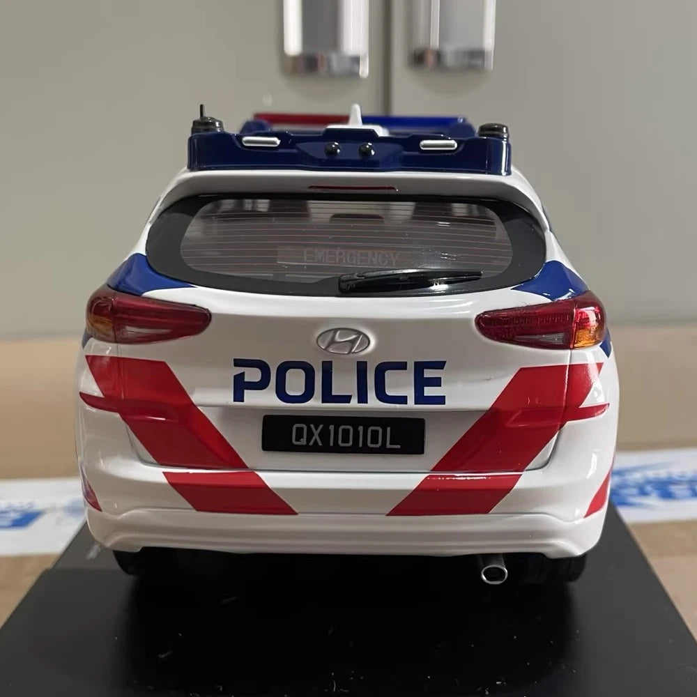 [IXO] 1:18 Hyundai 2019 Tucson SPF Police Model Car Die-Cast