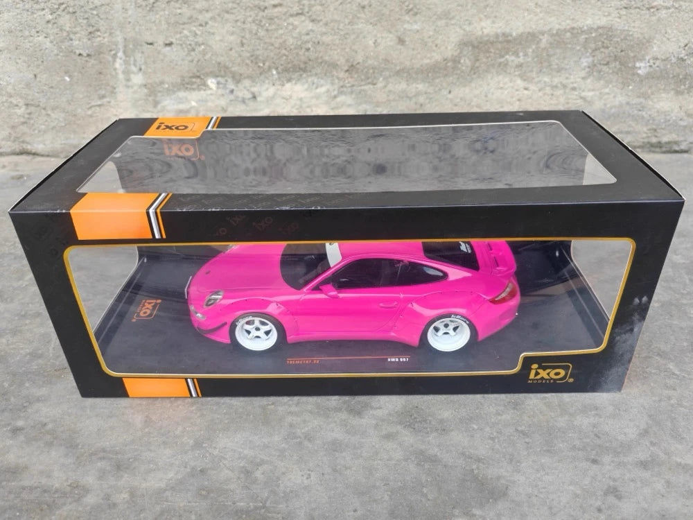 [IXO] 1:18 Porsche 2004 911 997 RWB Pink Model Car Die-Cast