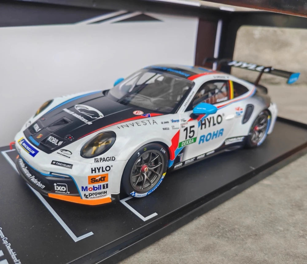 [IXO] 1:18 Porsche 2025 911 GT3 Cup #15 Team75 Porsche Carrera Cup Model Car Die-Cast