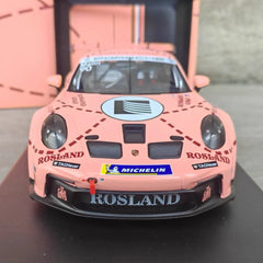 [IXO] 1:18 Porsche 2025 911 GT3 RSR #90 Pink Pig Model Car Die-Cast