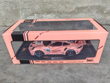 [IXO] 1:18 Porsche 2025 911 GT3 RSR #90 rosa Pig modellbil Die-Cast