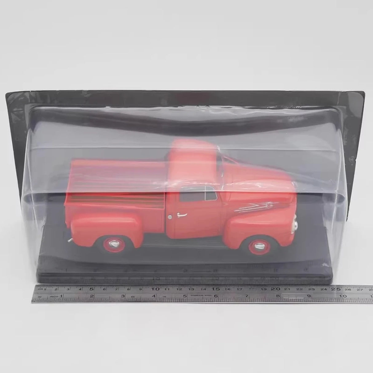 [IXO] 1:24 Ford 1952 F-1 rouge voiture miniature Die-Cast