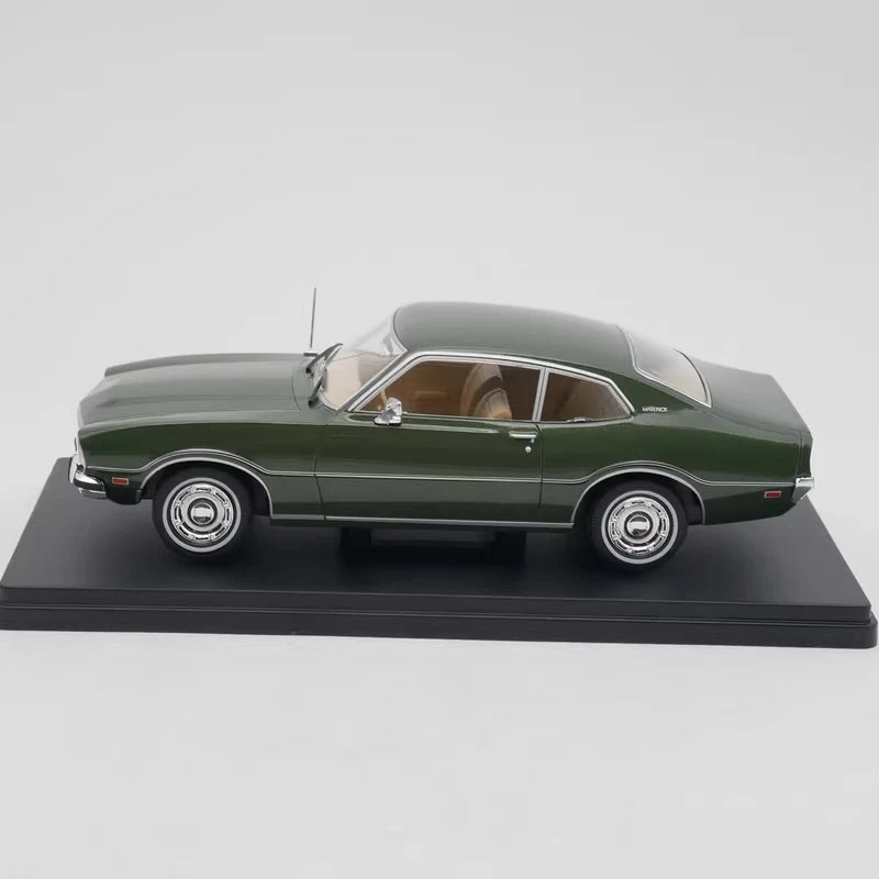 [IXO] 1:24 Ford 1970 Maverick Green Model Car Die-Cast