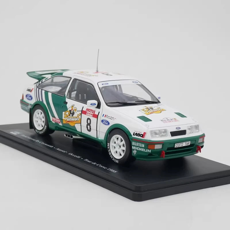 [IXO] 1:24 Ford 1988 Sierra RS Cosworth #8 Winner Rallye Tour De Corse voiture miniature Die-Cast