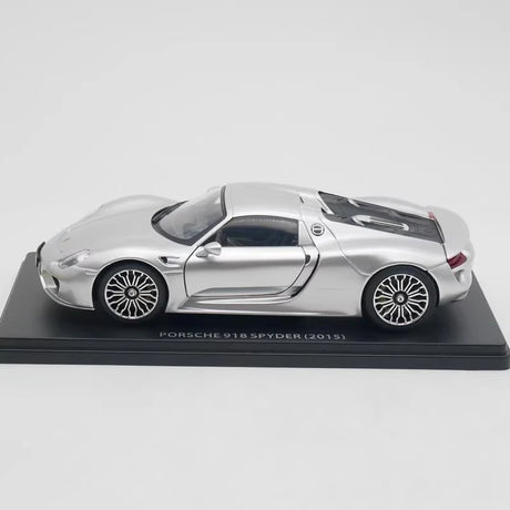 [IXO] 1:24 Porsche 2015 918 Spyder Srebrny model samochodu odlewany