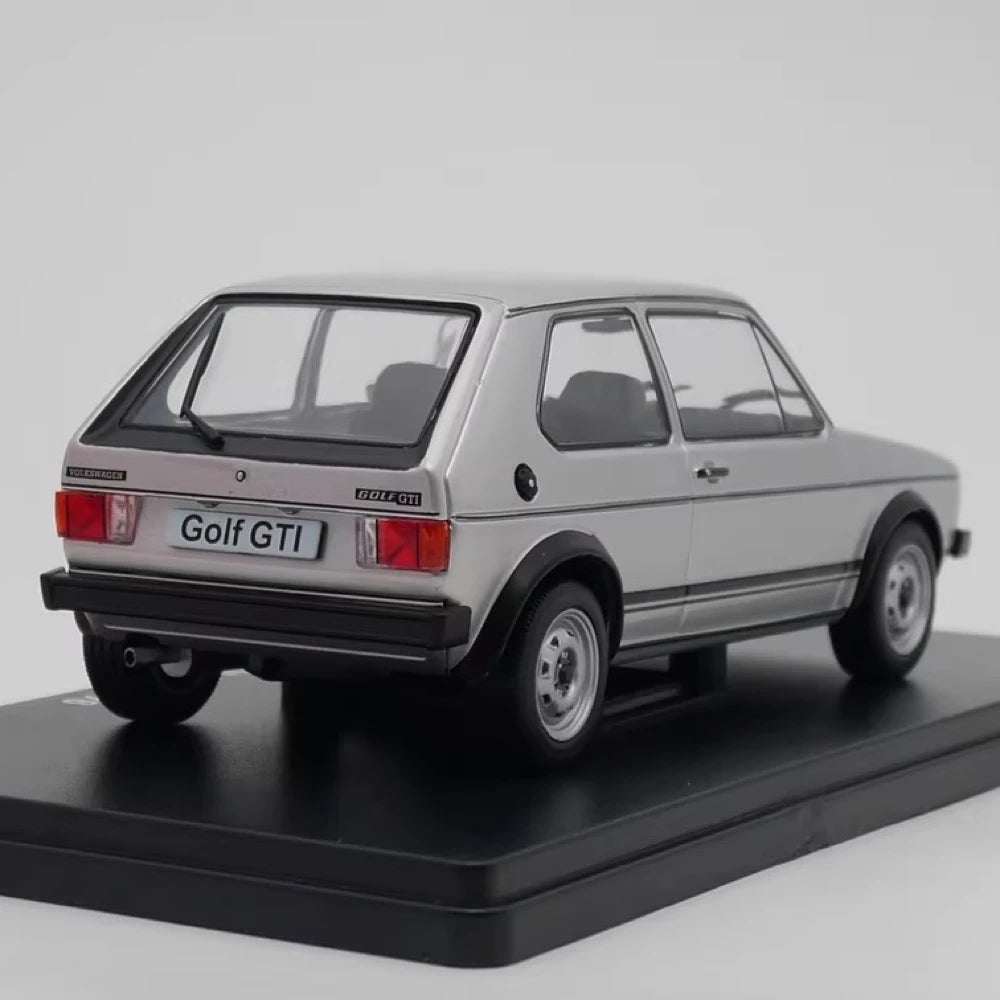 [IXO] 1:24 Volkswagen 1976 Golf GTI Silver Model Car Die-Cast