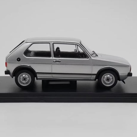 [IXO] 1:24 Volkswagen 1976 Golf GTI zilver modelauto Die-Cast