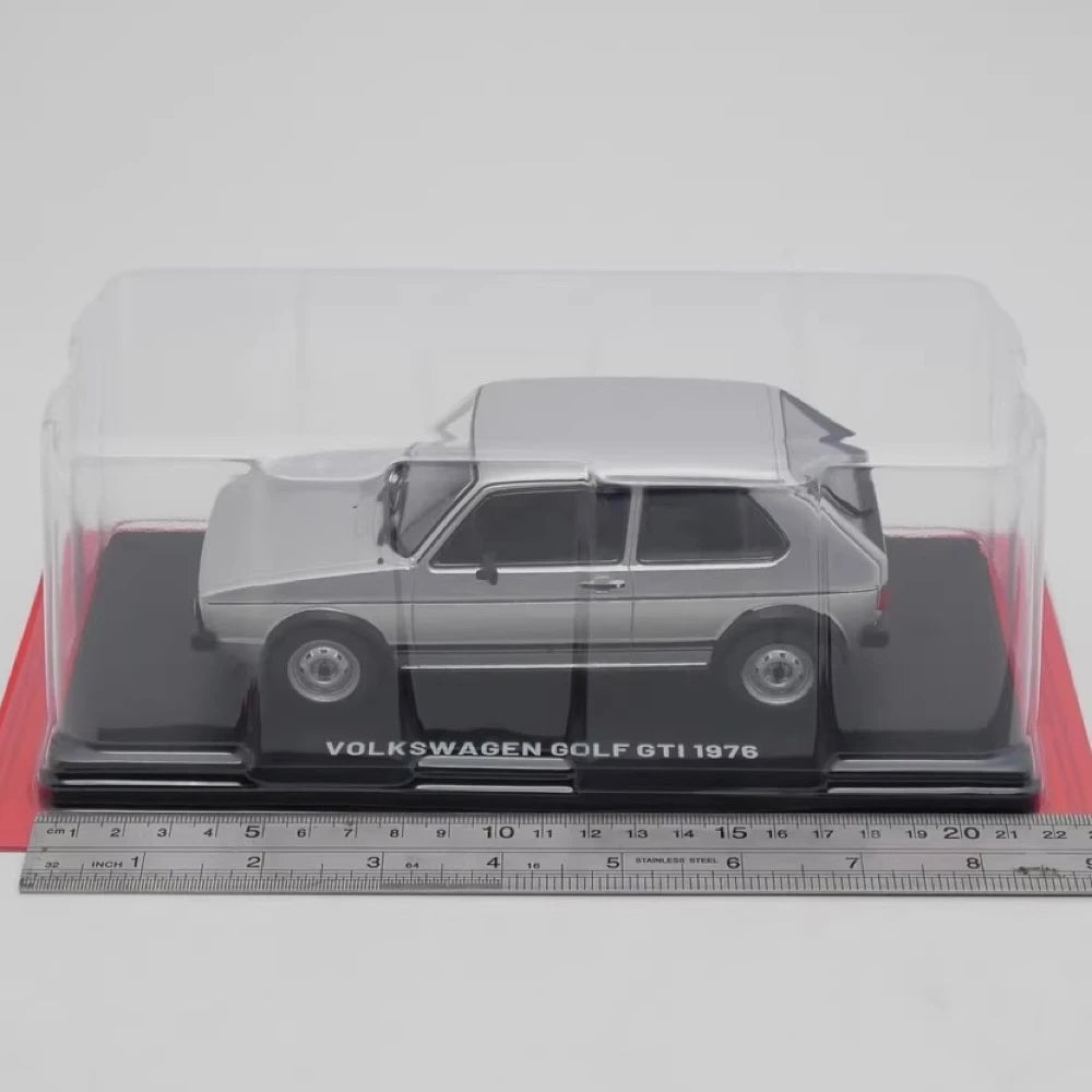 [IXO] 1:24 Volkswagen 1976 Golf GTI Silver Model Car Die-Cast