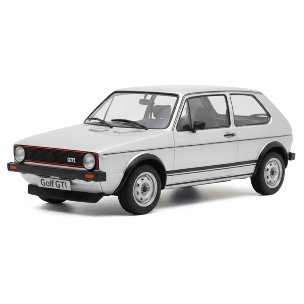 [IXO] 1:24 Volkswagen 1976 Golf GTI argento modellino di auto Die-Cast
