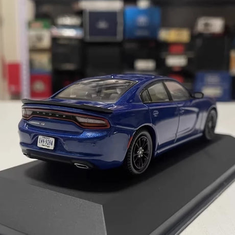 [IXO] 1:43 Dodge 2020 Charger SXT AWD Blue Model Car Die-Cast
