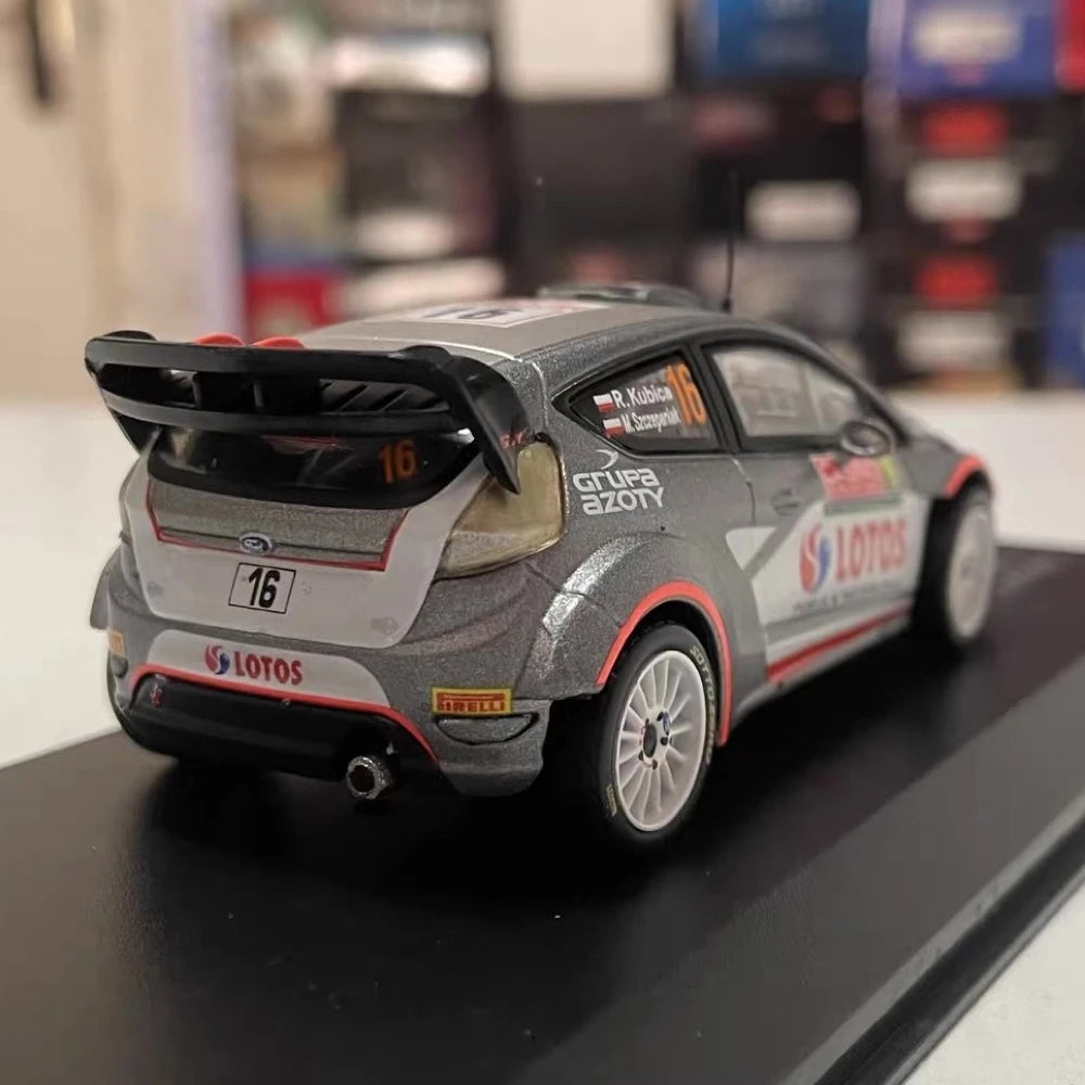 [IXO] 1:43 Ford 2015 Fiesta RS WRC #16 Model Car Die-Cast