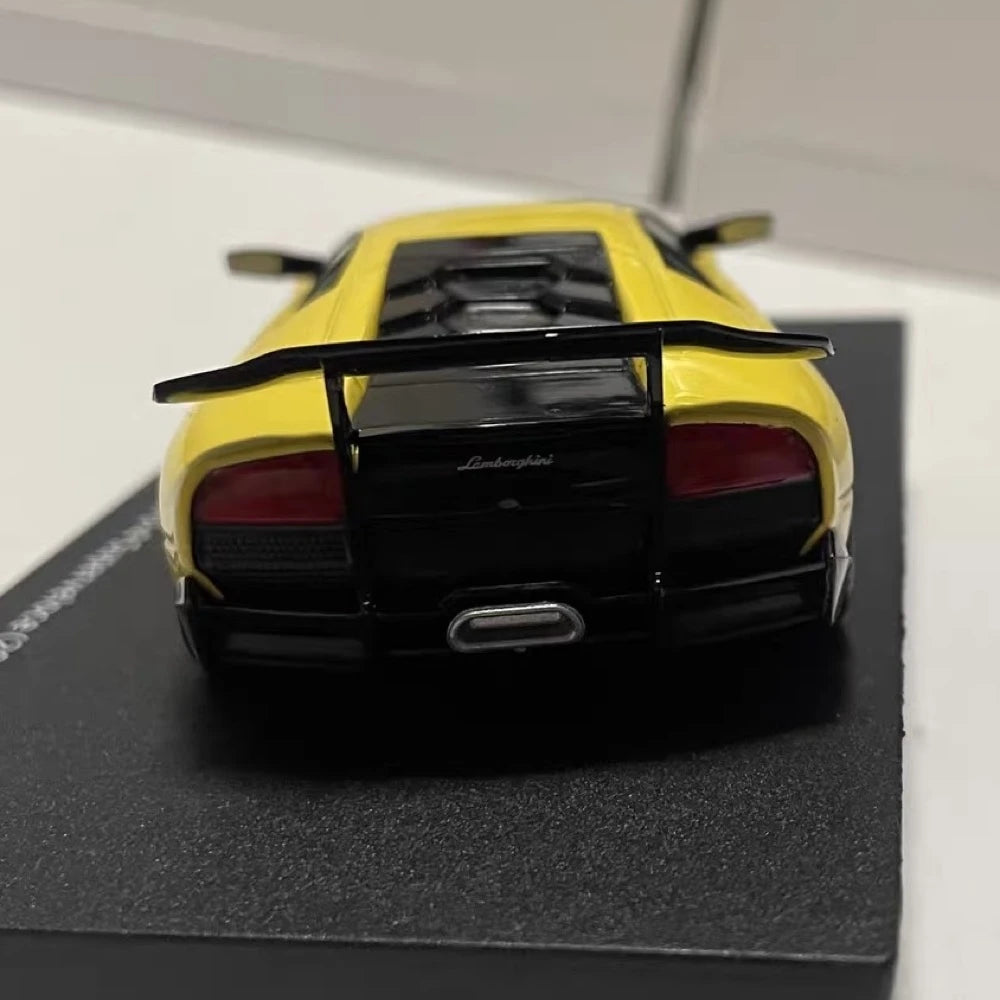 [IXO] 1:43 Lamborghini 2009 Murcielago LP670-4 SuperVeloce Yellow Model Car Die-Cast