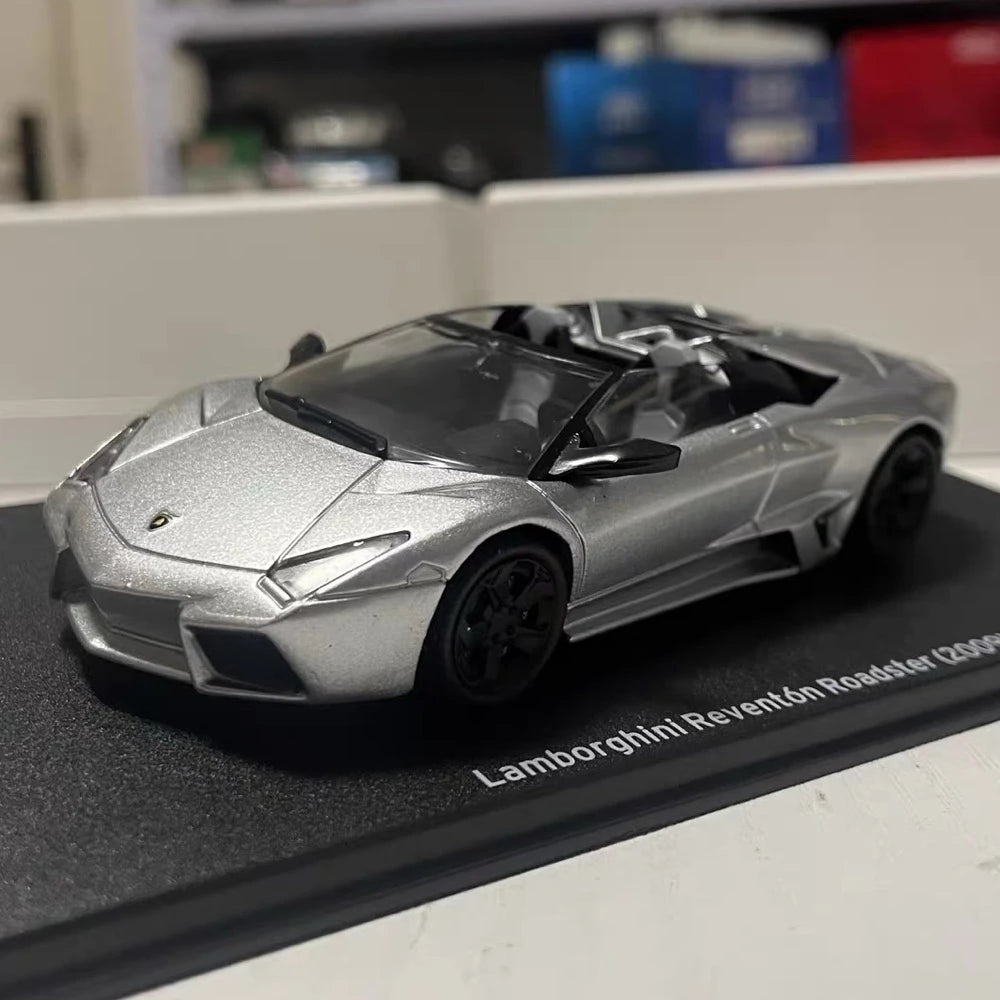 [IXO] 1:43 Lamborghini 2009 Reventon Roadster Silver Model Car Die-Cast