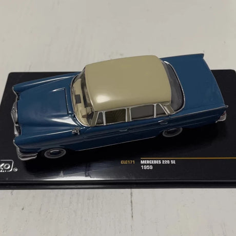 [IXO] 1:43 Mercedes-Benz 1959 220 SE W112 Blue Model Car Die-Cast