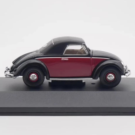 [IXO] 1:43 Volkswagen 1949 Hebmuller Cabriolet レッド モデルカー Die-Cast