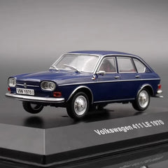 [IXO] 1:43 Volkswagen 1970 411 LE Blue Model Car Die-Cast