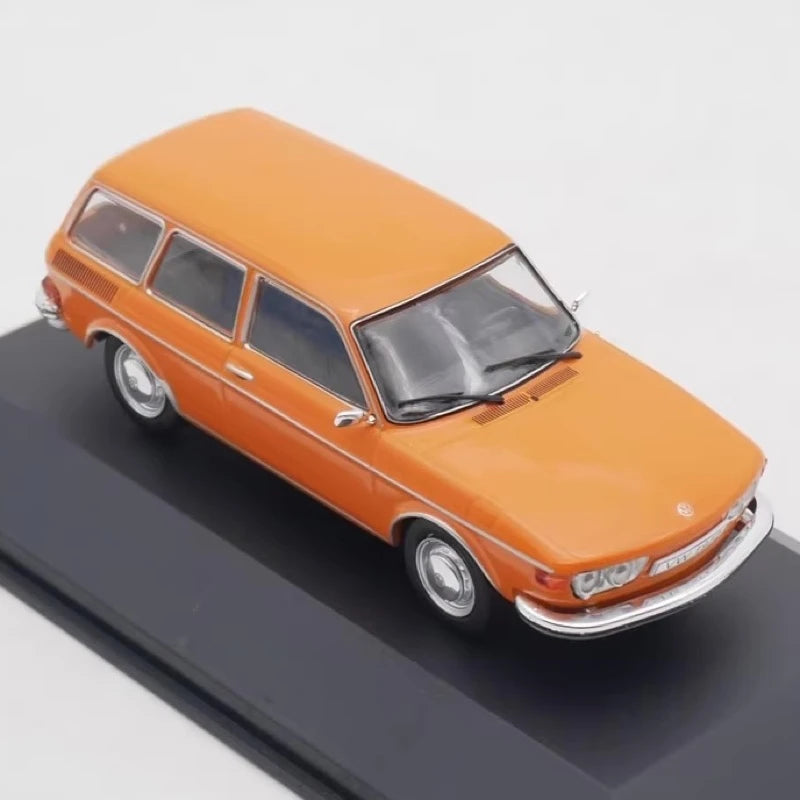 [IXO] 1:43 Volkswagen 1972 412 Variant Orange Model Car Die-Cast