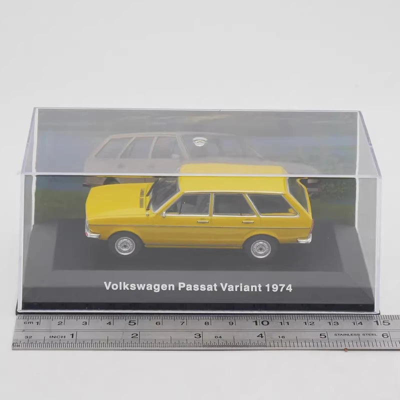 [IXO] 1:43 Volkswagen 1974 Passat Variant Yellow Model Car Die-Cast