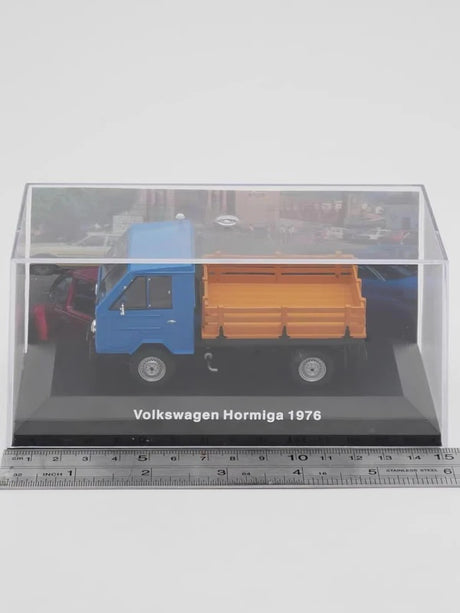 [IXO] 1:43 Volkswagen 1976 Hormiga ブルー モデルカー Die-Cast