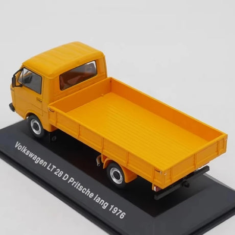 [IXO] 1:43 Volkswagen 1976 LT 28 D Pritsche イエロー モデルカー Die-Cast