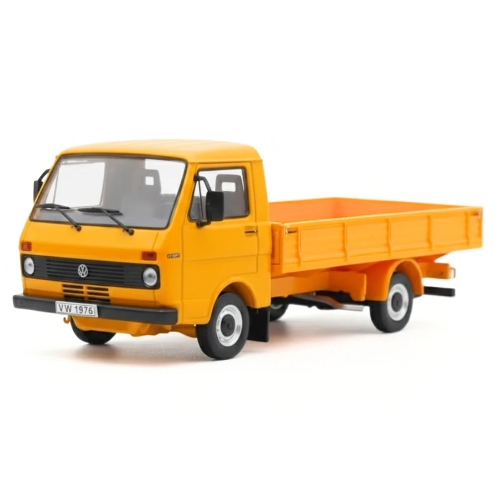 [IXO] 1:43 Volkswagen 1976 LT 28 D Pritsche Yellow Model Car Die-Cast