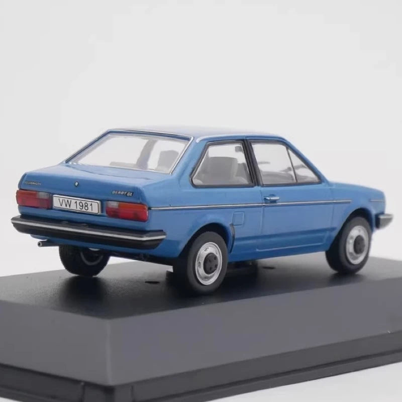 [IXO] 1:43 Volkswagen 1981 Derby Blue Model Car Die-Cast