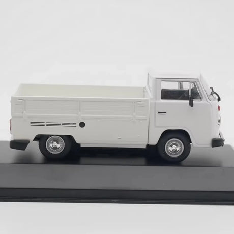 [IXO] 1:43 Volkswagen 1982 Pick Up ホワイト モデルカー Die-Cast