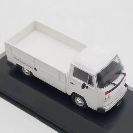 [IXO] 1:43 Volkswagen 1982 Pick Up ホワイト モデルカー Die-Cast