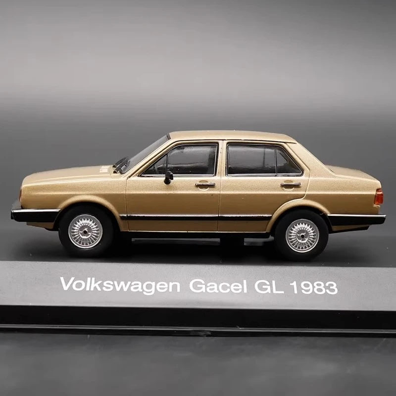 [IXO] 1:43 Volkswagen 1983 Gacel GL Gold Model Car Die-Cast