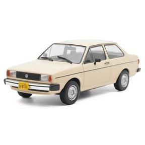 [IXO] 1:43 Volkswagen 1983 Voyage Gold Model Car Die-Cast