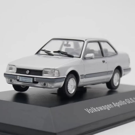 [IXO] 1:43 Volkswagen 1990 Apollo GLS シルバー モデルカー Die-Cast