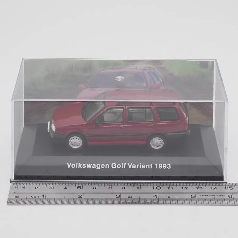 [IXO] 1:43 Volkswagen 1993 Golf Variant punainen pienoismalli Die-Cast