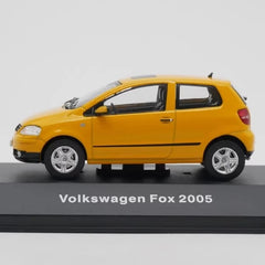 [IXO] 1:43 Volkswagen 2005 Fox giallo modellino di auto Die-Cast