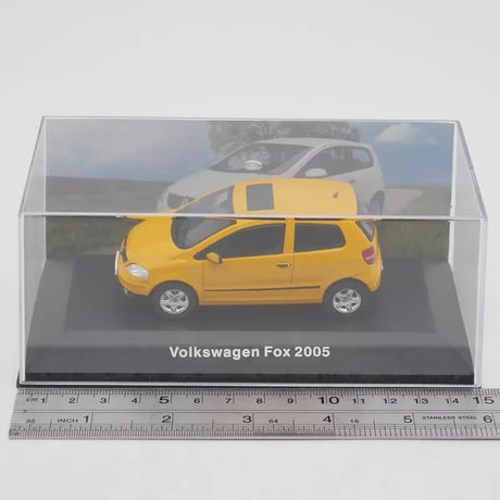 [IXO] 1:43 Volkswagen 2005 Fox イエロー モデルカー Die-Cast